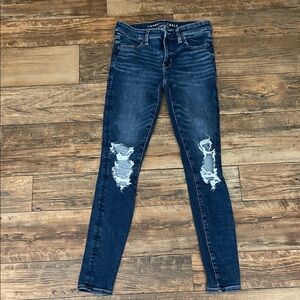 American Eagle Outfitters Women's Dark Blue Distressed Skinny Jeans